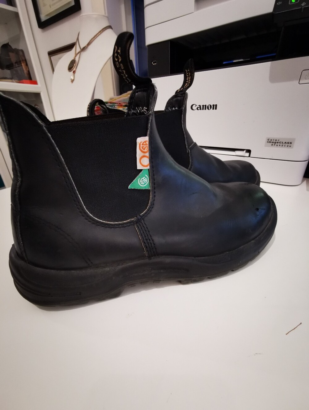 Blundstone 163 Work & Safety boots in black, featuring Steel Toe Cap CSAApproved - Picture 2 of 12